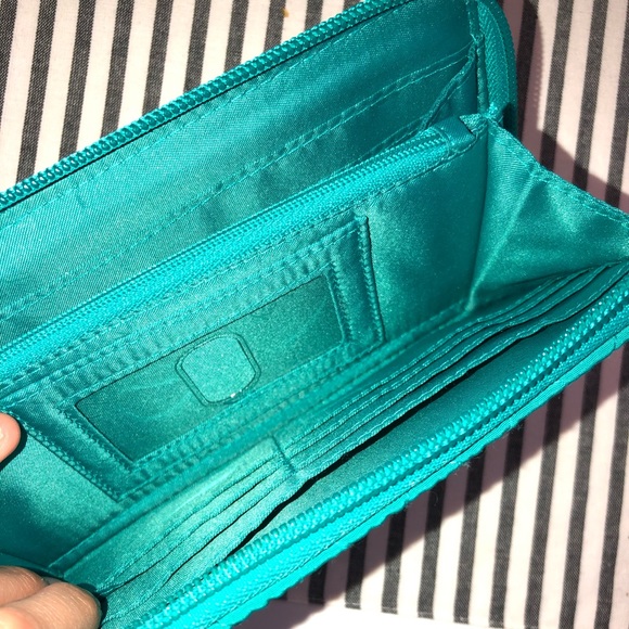 Vera Bradley Wallet - Picture 8 of 8